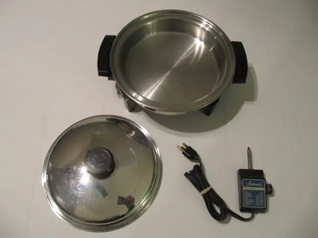 Lifetime Custom Designed Model 27906 Stainless Steel Skillet - Photo 2