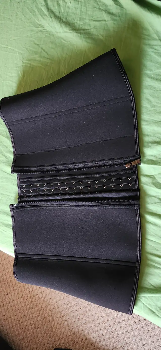 BRAND NEW Plus Size Latex Training Corset Size 5XL black color - Photo 2