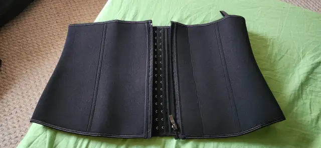 BRAND NEW Plus Size Latex Training Corset Size 5XL black color - Photo 4