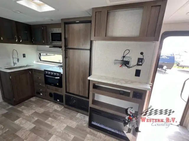 2021 Forest River RV Della Terra 261 RB - Photo 6