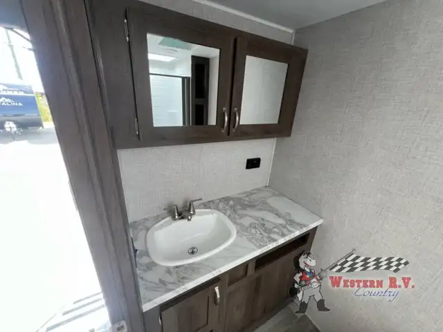 2021 Forest River RV Della Terra 261 RB - Photo 12