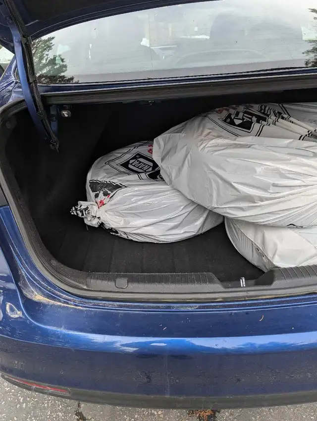 2018 kia Forte EX 2.4 liter gas engine automatic - Photo 9