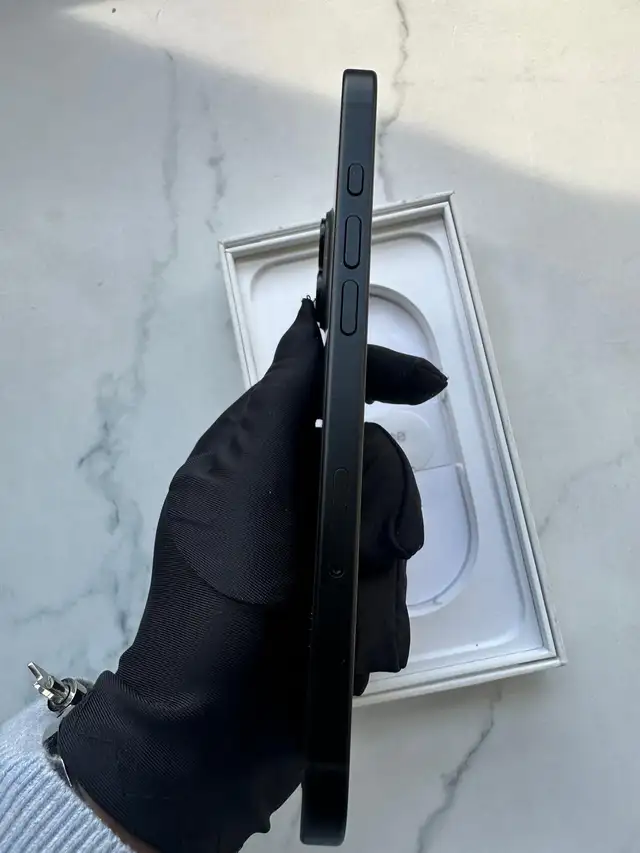 iPhone 16 128gb   Full Accessories Pkg   Fast Delivery! - Photo 3