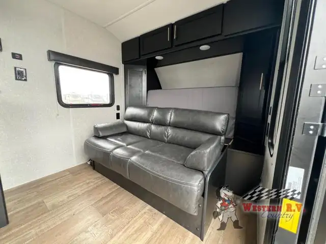 2022 Forest River RV Cherokee Wolf Pup 16FQ - Photo 5