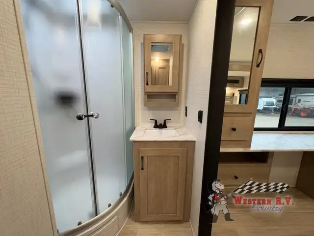 2025 Palomino SolAire 2300FKBS - Photo 15