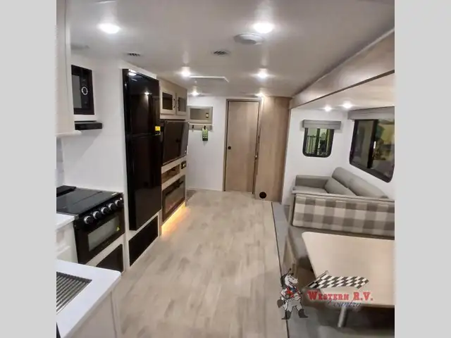 2024 Palomino SolAire 258RBSS - Photo 17