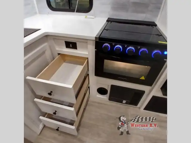 2024 Palomino SolAire 258RBSS - Photo 30