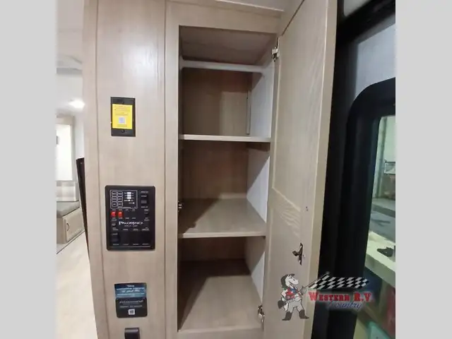 2024 Palomino SolAire 258RBSS - Photo 34