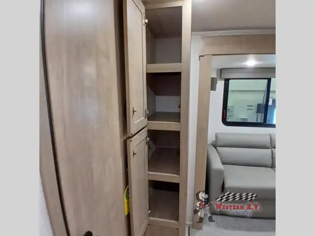 2024 Palomino SolAire 258RBSS - Photo 38