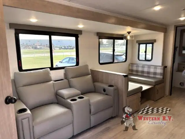 2025 Palomino SolAire 2580RBSS - Photo 10