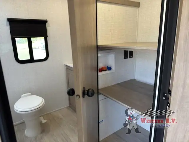 2025 Palomino SolAire 2580RBSS - Photo 15