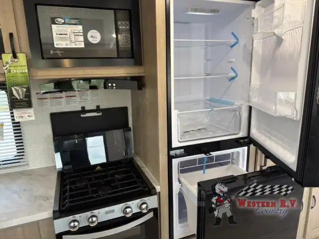 2025 Palomino SolAire 2580RBSS - Photo 22