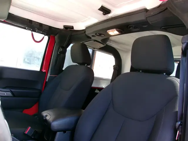 2016 Jeep Wrangler Sport CERTIFIED | 4X4 | 6-SPEED - Photo 9