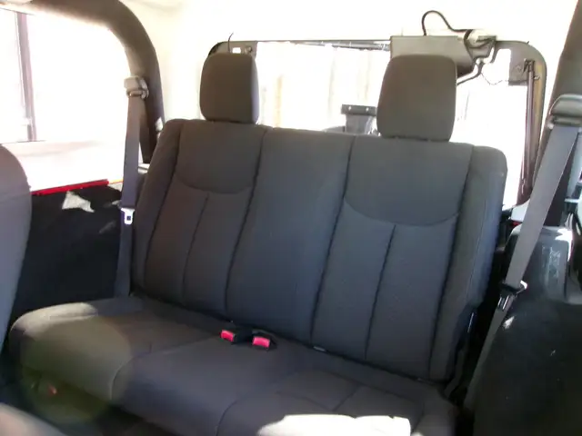 2016 Jeep Wrangler Sport CERTIFIED | 4X4 | 6-SPEED - Photo 10