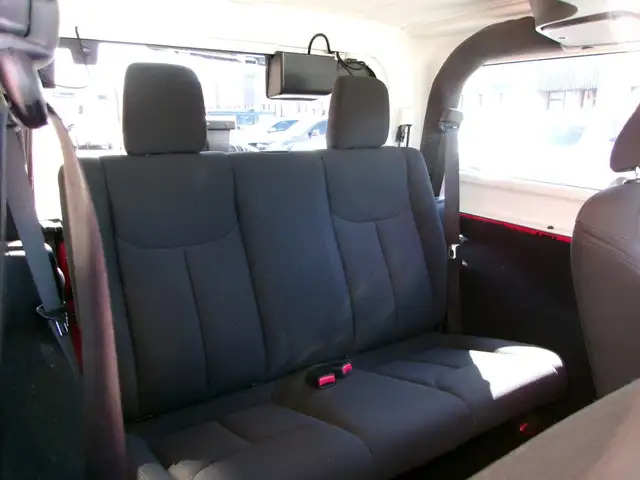 2016 Jeep Wrangler Sport CERTIFIED | 4X4 | 6-SPEED - Photo 13