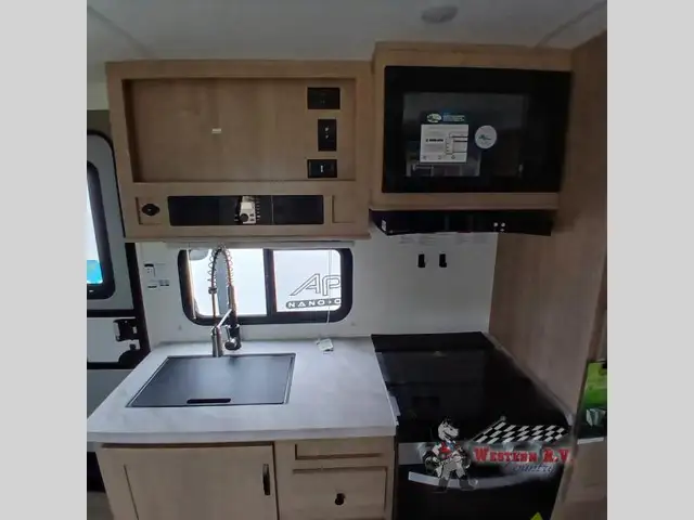 2025 Palomino SolAire 2085BHS - Photo 34