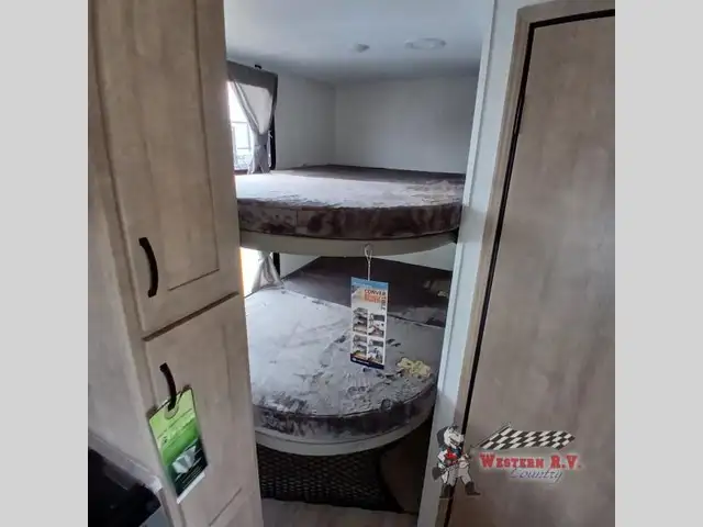 2025 Palomino SolAire 2085BHS - Photo 40