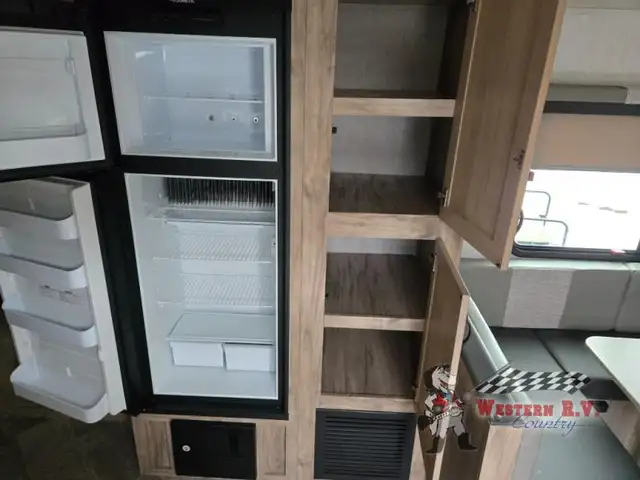 2021 Palomino SolAire 185X - Photo 18