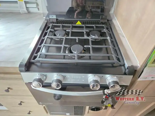 2025 Palomino SolAire 2085BHS - Photo 17