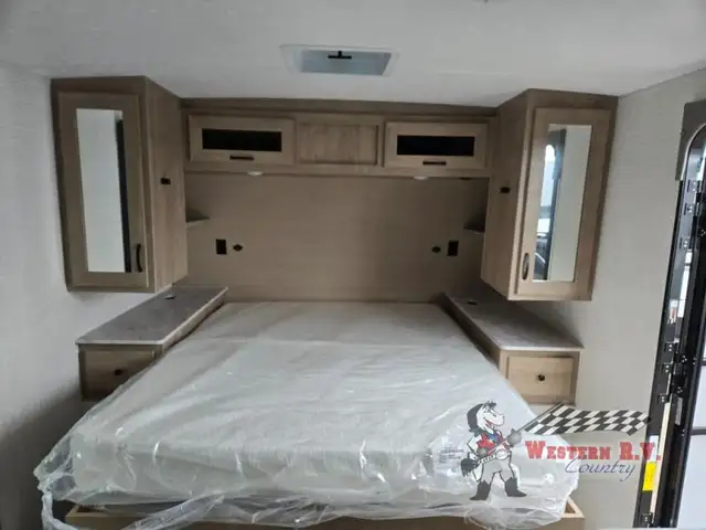 2025 Palomino SolAire 2085BHS - Photo 29