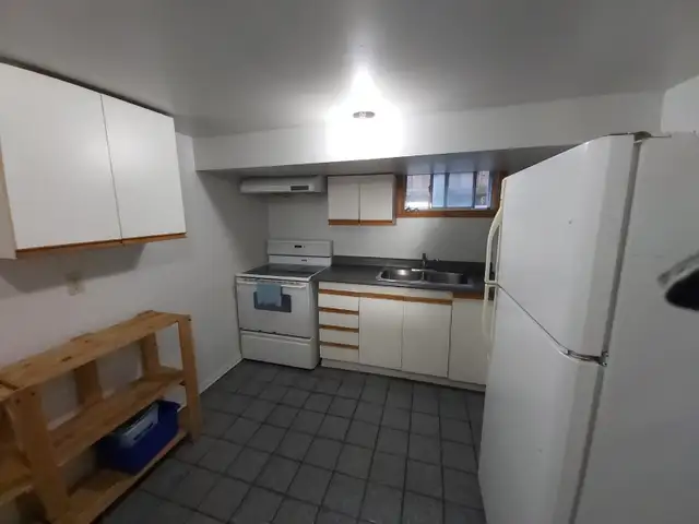 Private room for rent - Photo 7