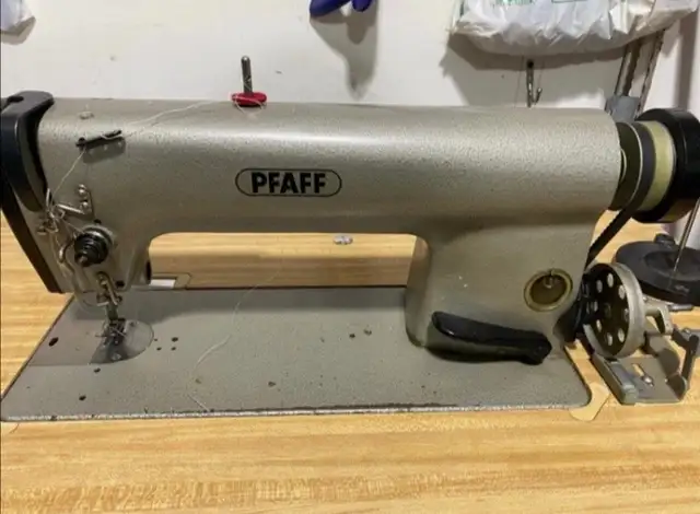 PFAFF Industrial Sewing Machine