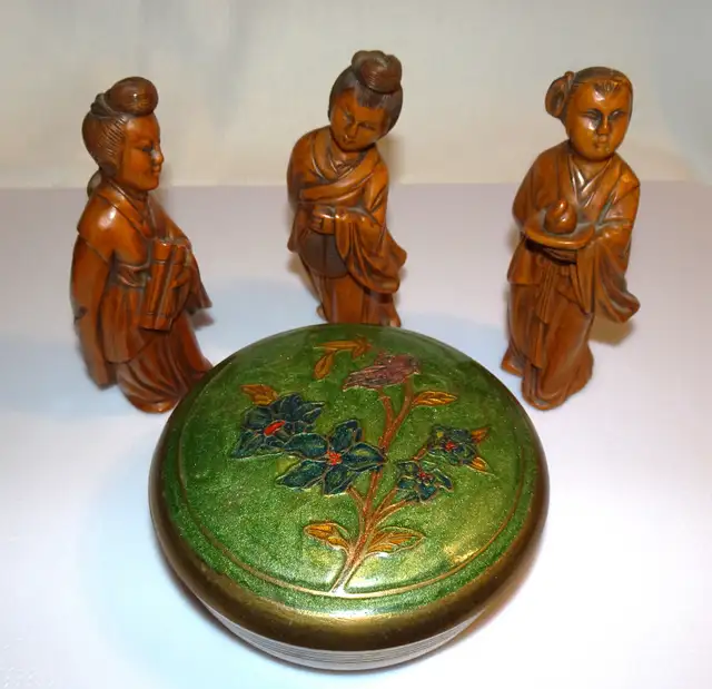 Antique Chinese Treasurers! 3 finely hand-carved women figures - Photo 6
