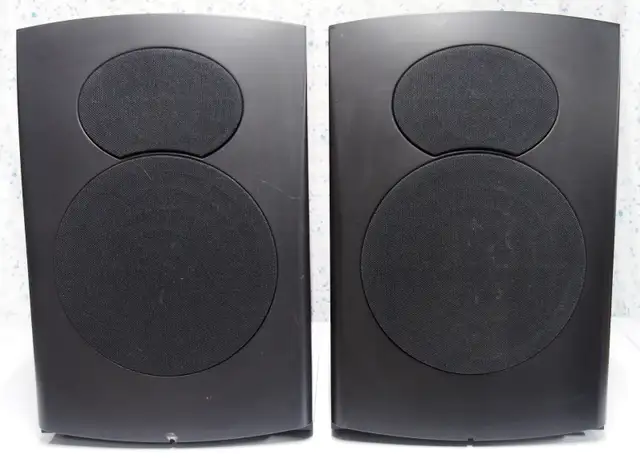Athena SCT S2 Bookshelf Speakers - Photo 2