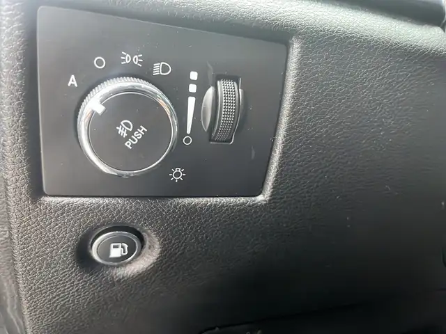 2021 Jeep Grand Cherokee Laredo Altitude | Sunroof | Premium... - Photo 11