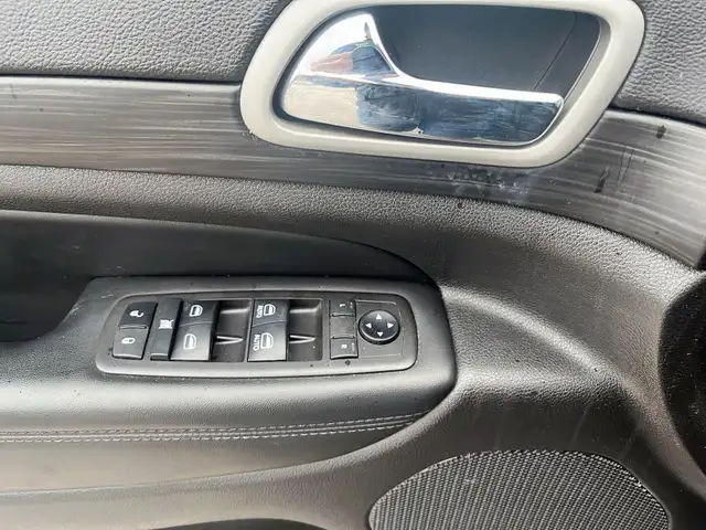 2021 Jeep Grand Cherokee Laredo Altitude | Sunroof | Premium... - Photo 14