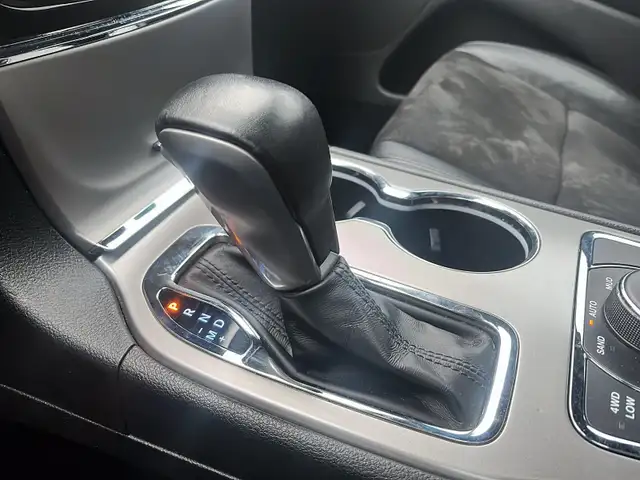 2021 Jeep Grand Cherokee Laredo Altitude | Sunroof | Premium... - Photo 16