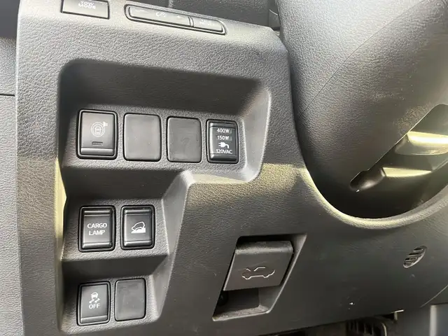 2022 Nissan Frontier SV SV | Crew Cab 4x4 | 3.8L V6 - Photo 12