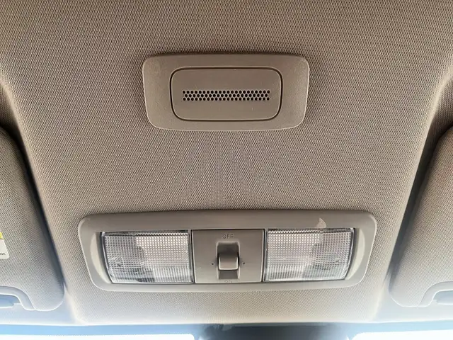 2022 Nissan Frontier SV SV | Crew Cab 4x4 | 3.8L V6 - Photo 21