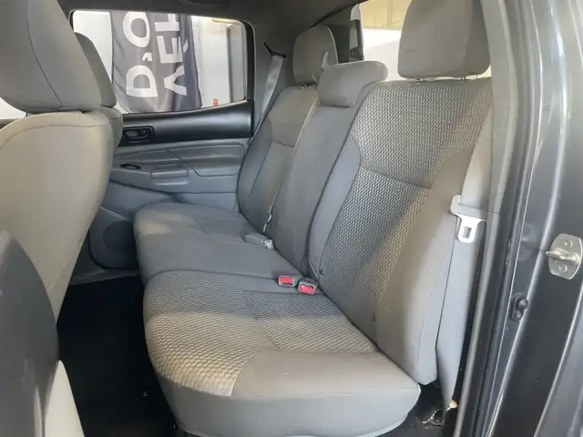 2012 Toyota Tacoma - Photo 10