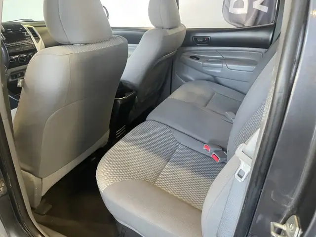 2012 Toyota Tacoma - Photo 11