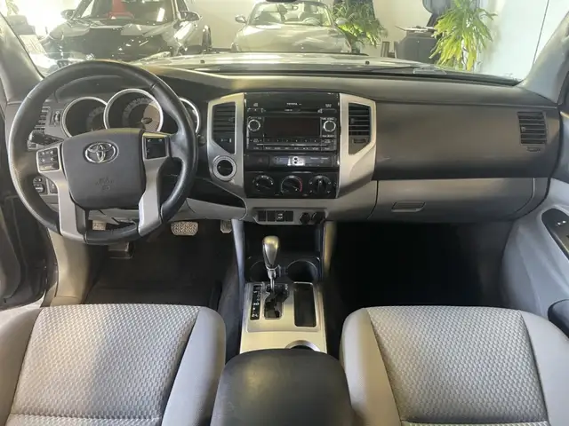 2012 Toyota Tacoma - Photo 12