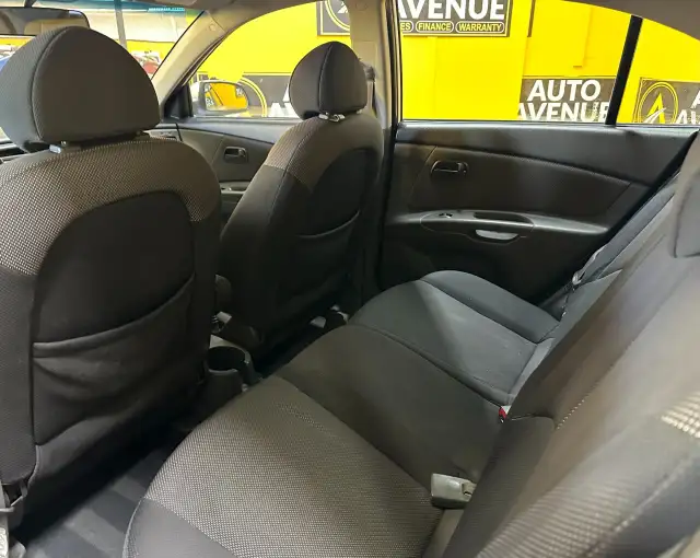 2007 Kia Rio - AUTOMATIC! A/C! - Photo 11
