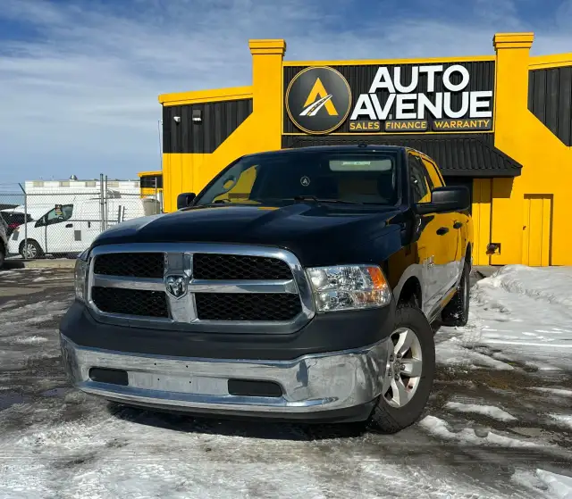 2017 Ram 1500 ST - 140.5, 5.7L Hemi! LOW MILEAGE!