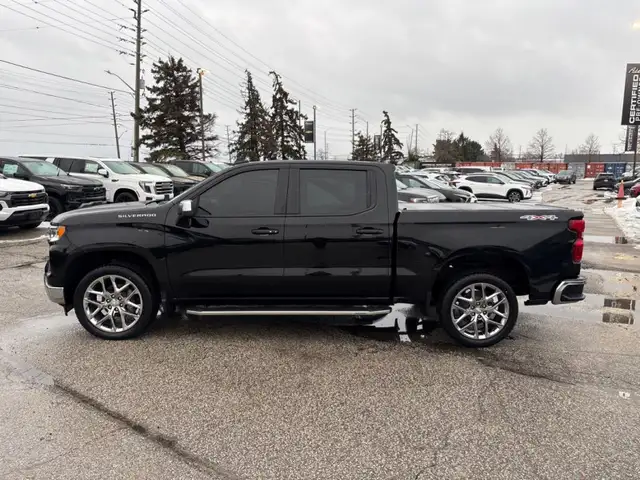2025 Chevrolet Silverado 1500 LT - Photo 4