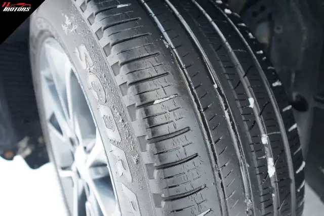 2018 BMW X5 XDrive35i | LOADED | NO ACCIDENTS - Photo 12