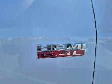 2020 Ram 3500 Tradesman 4x4 Crew Cab 6'4' Box - Photo 10