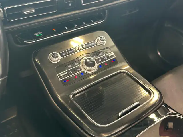 2022 Lincoln Nautilus Reserve Reserve|| Extensive Service Rec... - Photo 23