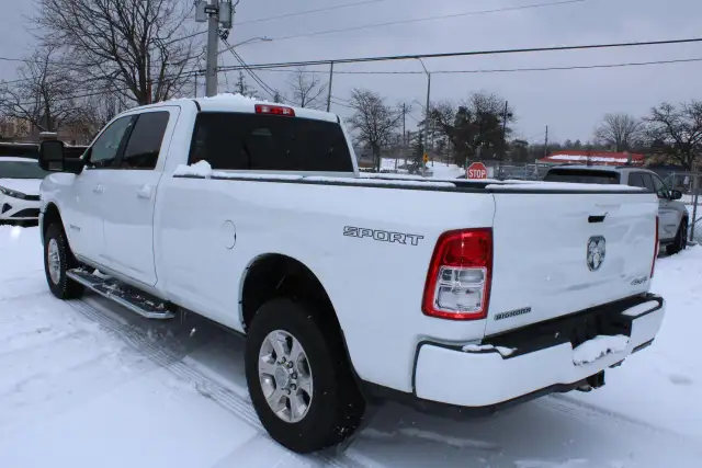 2023 RAM 3500 Big Horn - Photo 2