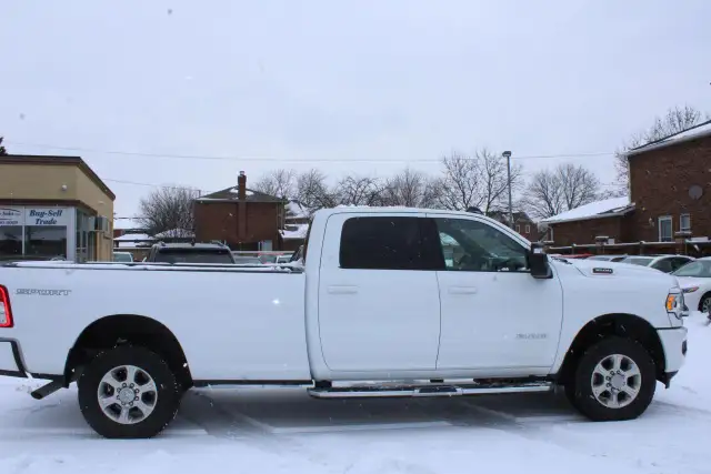 2023 RAM 3500 Big Horn - Photo 4