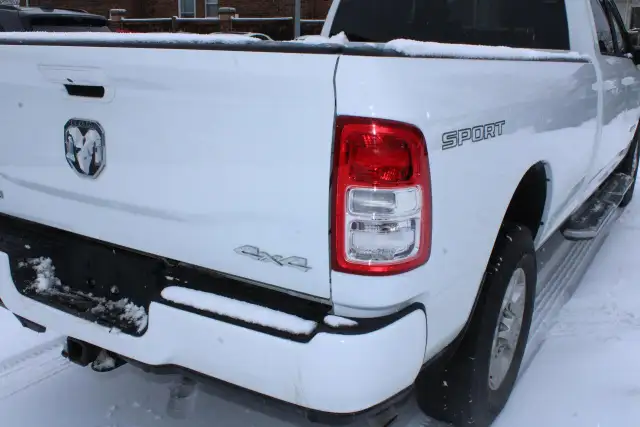 2023 RAM 3500 Big Horn - Photo 8