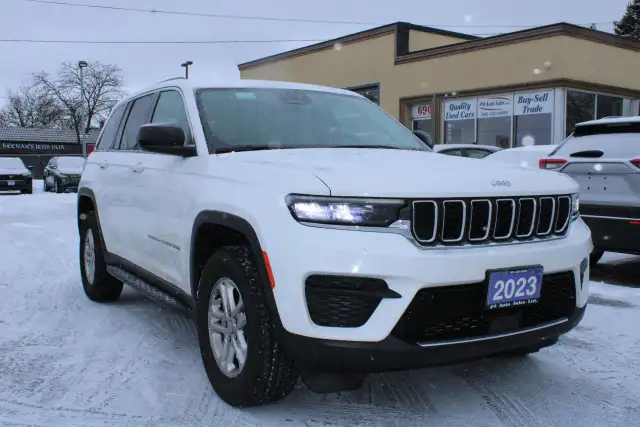 2023 Jeep Grand Cherokee Laredo