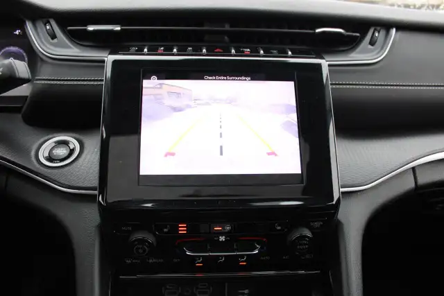 2023 Jeep Grand Cherokee Laredo - Photo 10