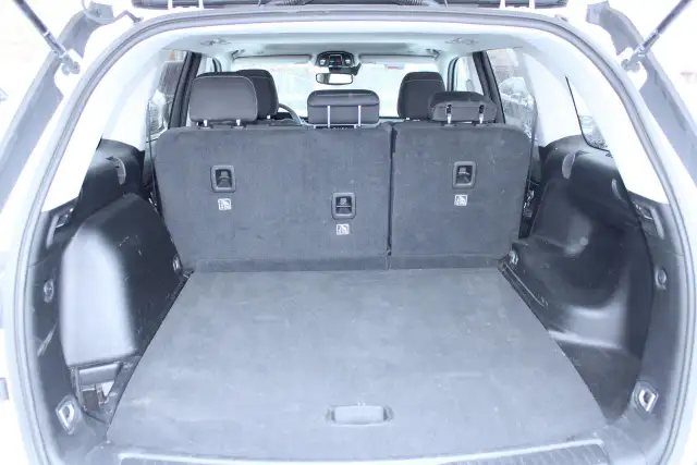 2023 Jeep Grand Cherokee Laredo - Photo 18