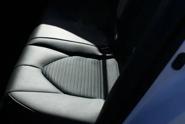 2024 Toyota Camry HYBRID SE - Photo 12