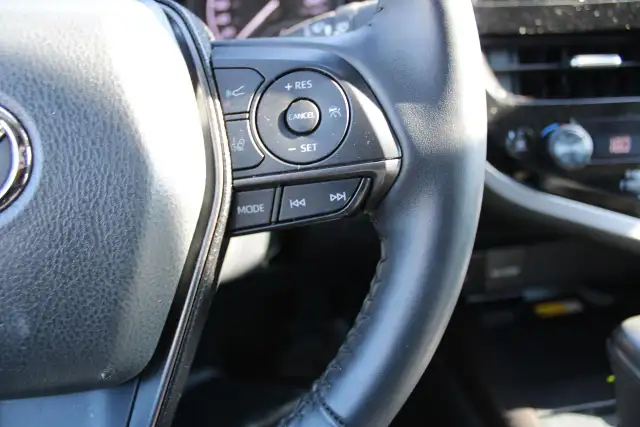 2024 Toyota Camry HYBRID SE - Photo 15